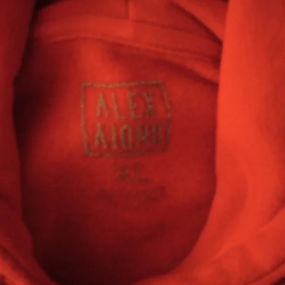 PRICE DROP🟥MEN RED HOODIE 🩸🟥 - Picture 2 of 11